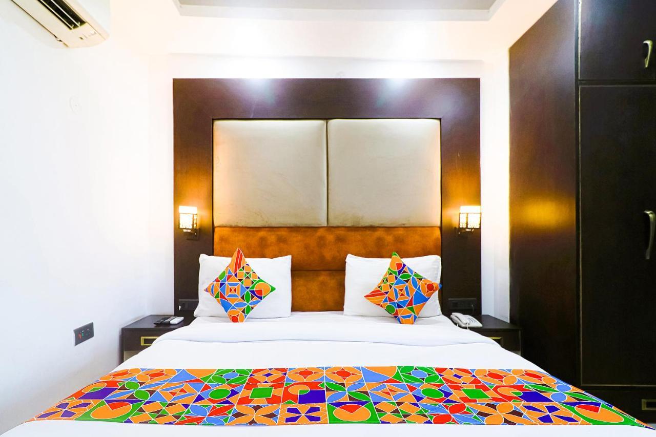 Fabhotel Kiara The Private Suites Delhi  Exterior foto