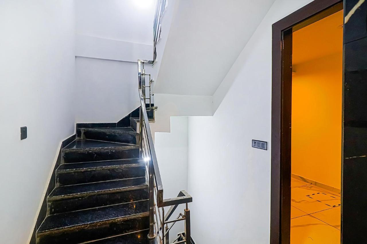 Fabhotel Kiara The Private Suites Delhi  Exterior foto