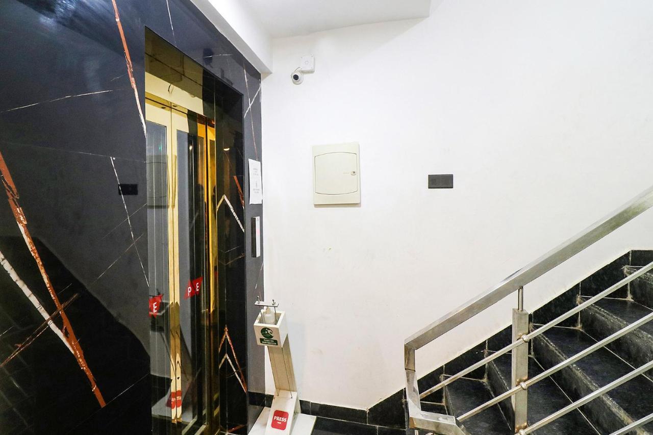 Fabhotel Kiara The Private Suites Delhi  Exterior foto