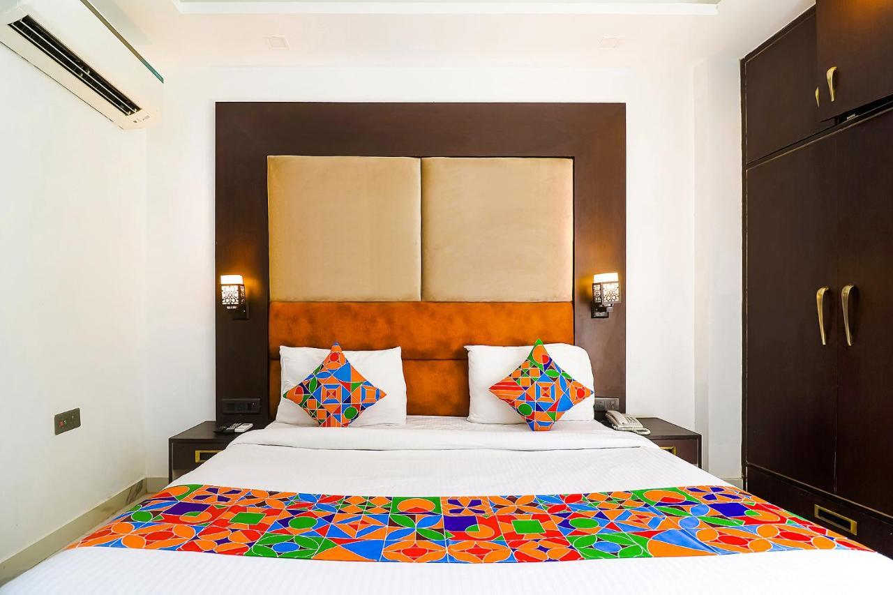 Fabhotel Kiara The Private Suites Delhi  Exterior foto