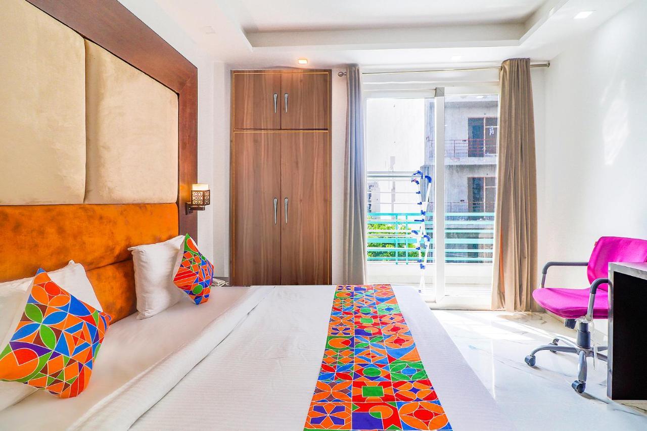 Fabhotel Kiara The Private Suites Delhi  Exterior foto